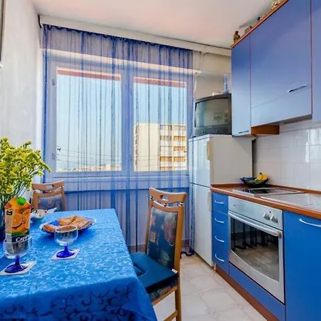 Ecija St Апартаменты Сплит
